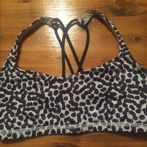 Lululemon Free to Be Bra, size 6, black/white